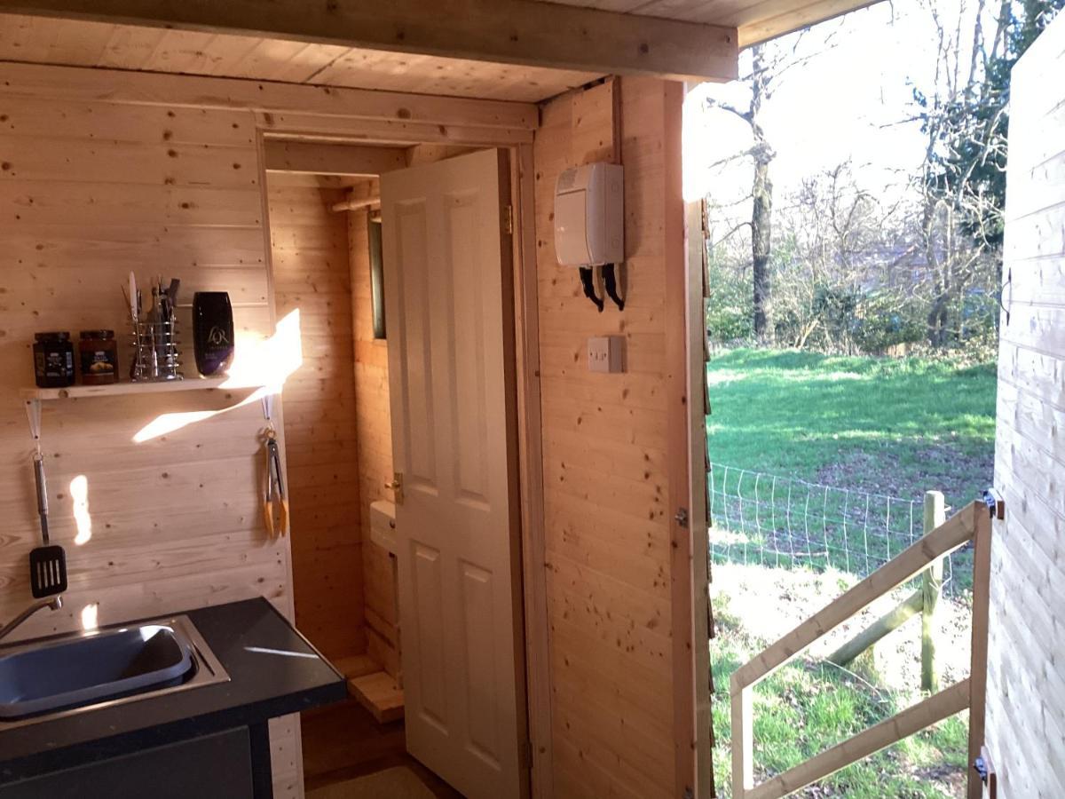 Vigo Retreat Cabin 1 Sevenoaks Exterior photo